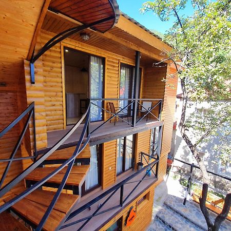 Nino Ratiani'S Guesthouse Mestia Luaran gambar