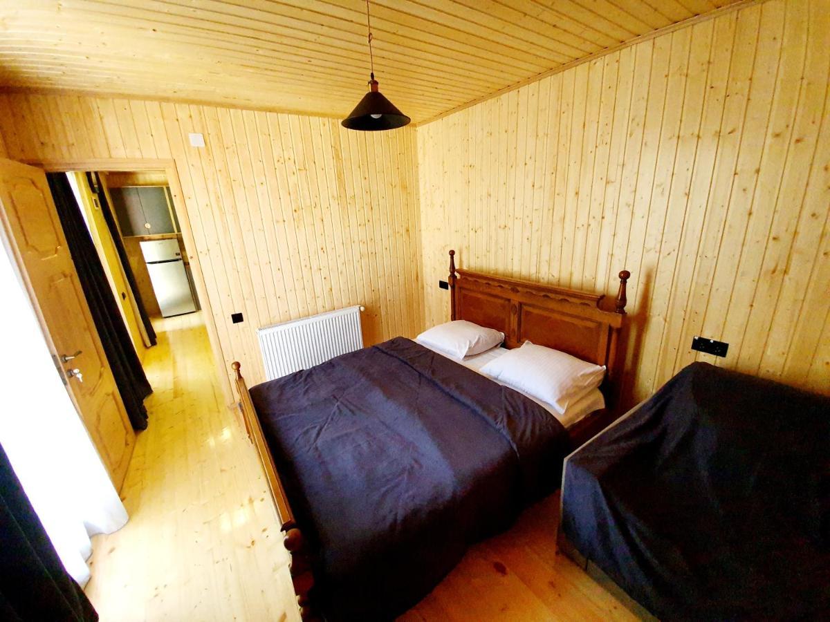 Nino Ratiani'S Guesthouse Mestia Luaran gambar