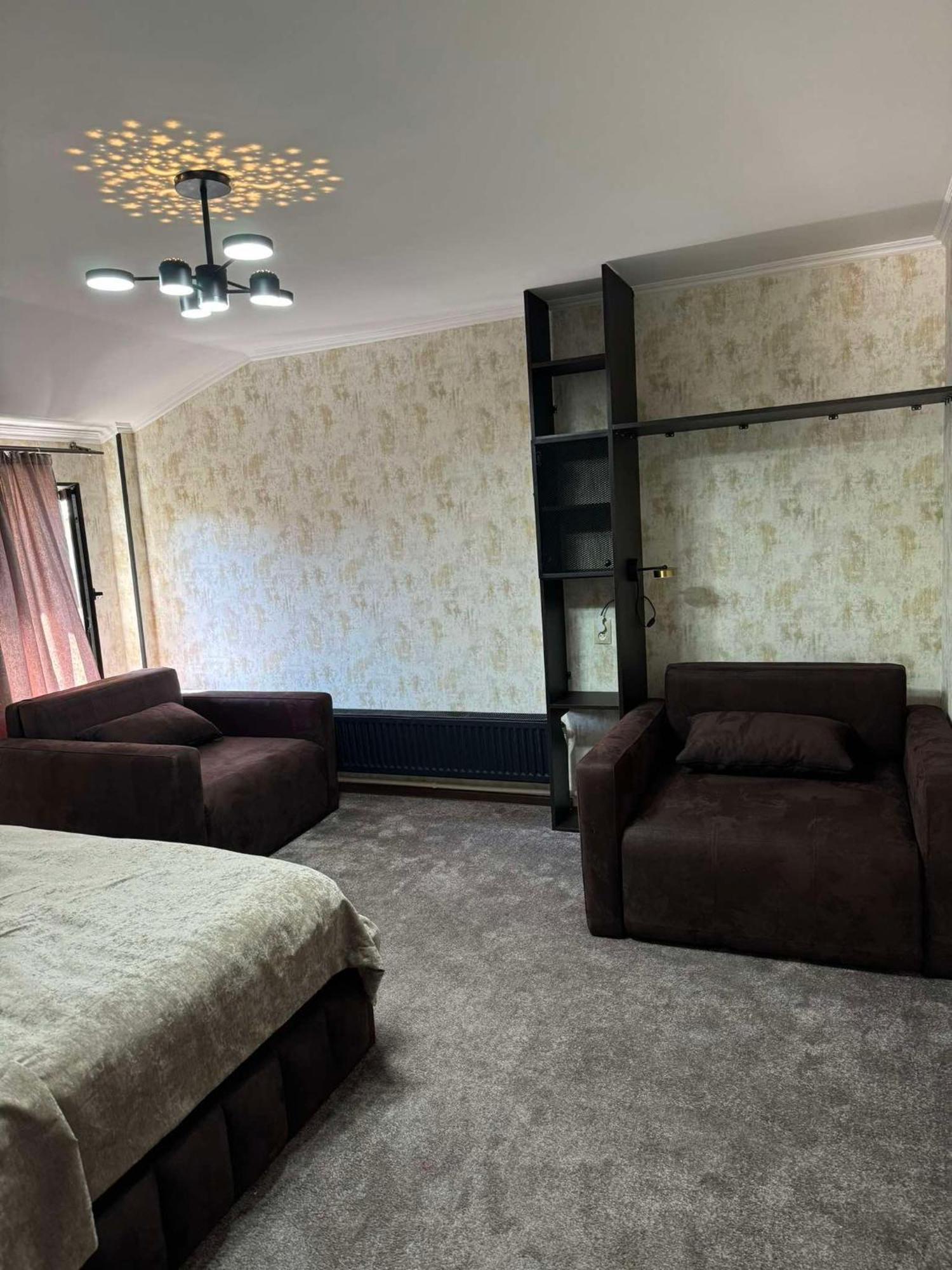 Nino Ratiani'S Guesthouse Mestia Luaran gambar