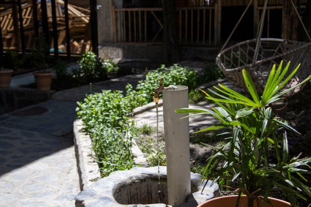 Nino Ratiani'S Guesthouse Mestia Luaran gambar