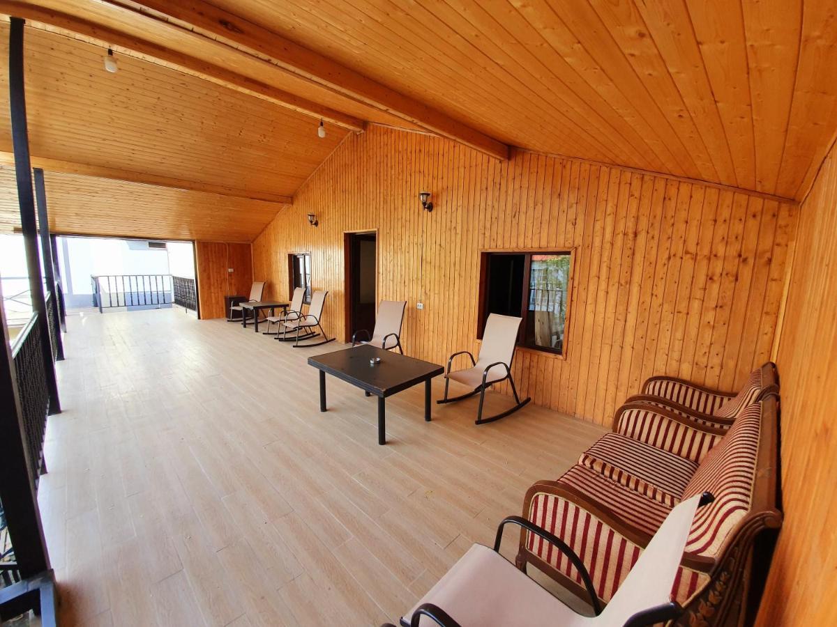 Nino Ratiani'S Guesthouse Mestia Luaran gambar